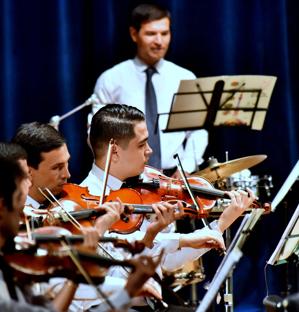 Resul Gylyjowyň ýolbaşçylygyndaky orkestr  aýdym-saz muşdaklaryna naýbaşy eserleri peşgeş etdi