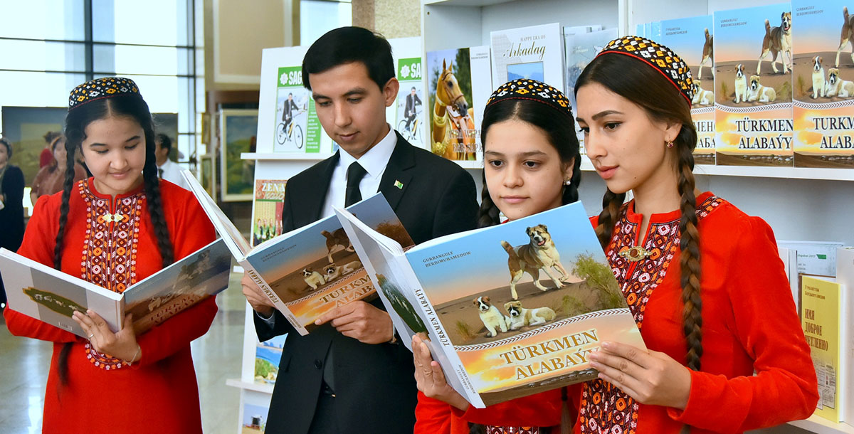 Presentation of book «Türkmen alabaýy» is held in the capital