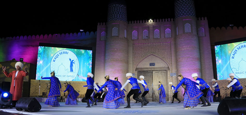 Türkmenistanyň topary Özbegistanda geçirilen halkara tans festiwalynda birinji orny eýeledi