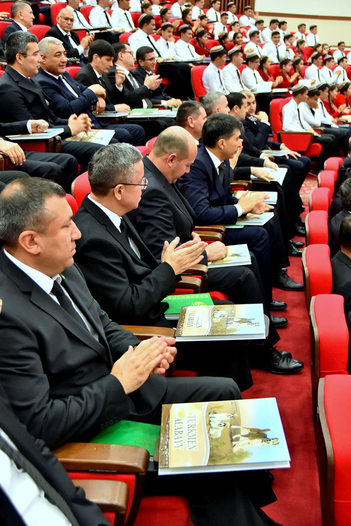 A series of presentations of the new work by the President of Turkmenistan in Ashgabat 