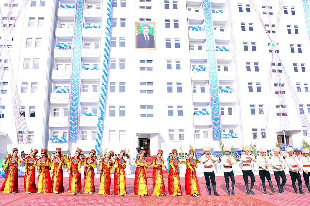 Opening of new residential buildings and new facility in Ashgabat are timed to the celebration 