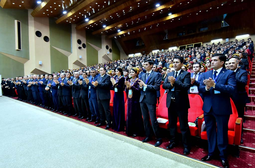 Objectives for popularization of achievements of the country are discussed at the Conference of Humanitarian Association of Turkmens of the World 