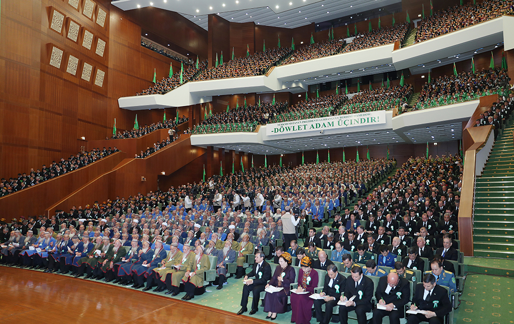 New vectors of Turkmenistan’s development are outlined at the session of the People’s Council 