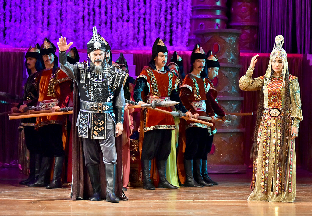 «Saýatly-Hemra» dessany esasynda opera oýny goýuldy  