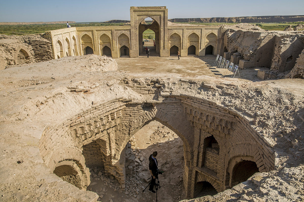 The Dayahatyn Caravansary: the Restoration to be continued 