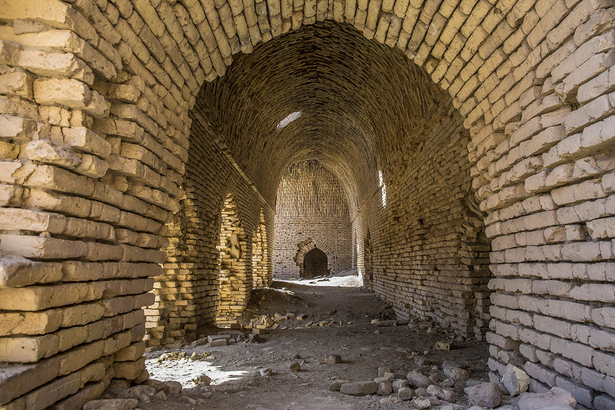 The Dayahatyn Caravansary: the Restoration to be continued 