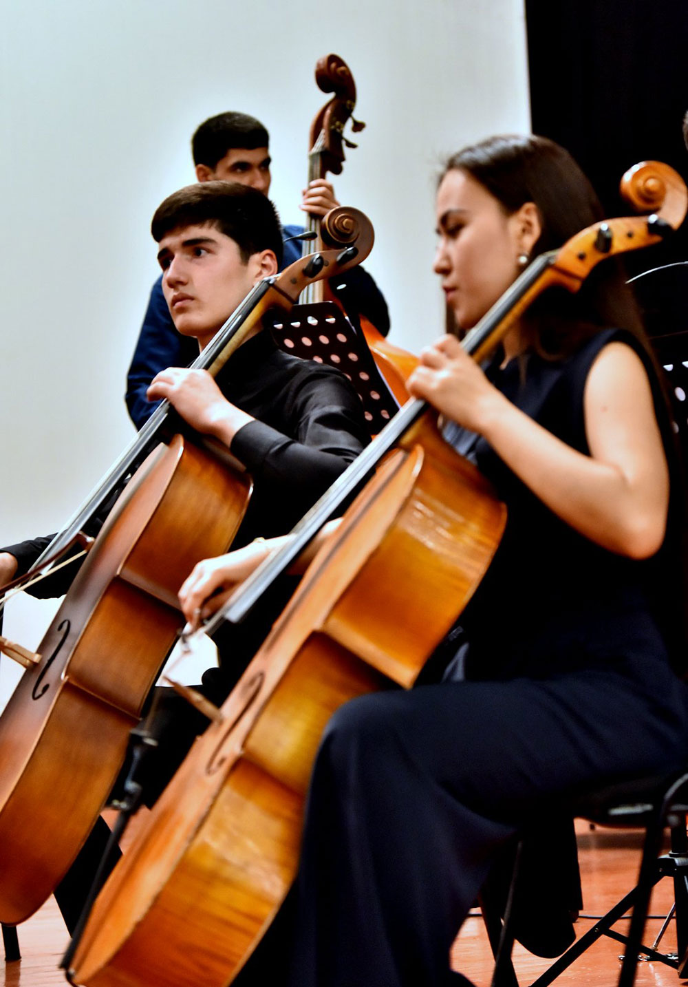 Kirişli saz gurallary orkestrini döredilen güni bilen gutlaýarys!
