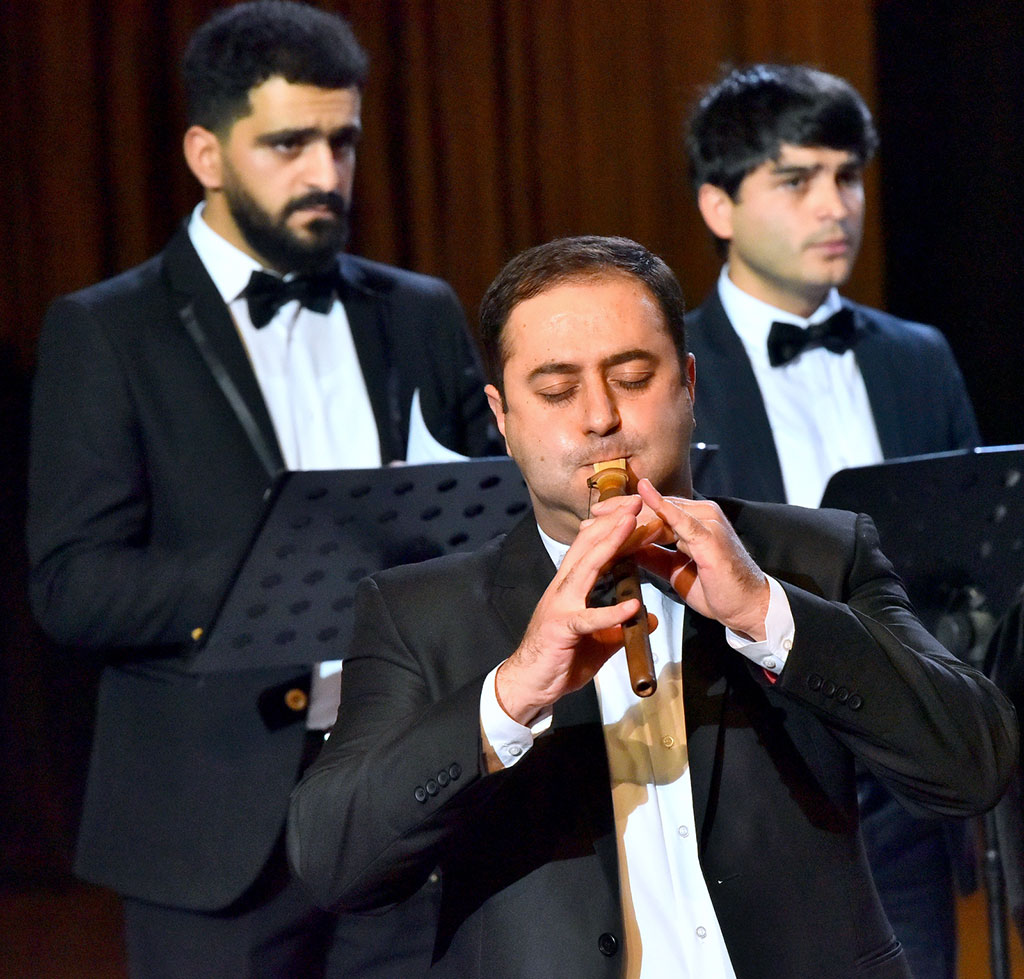 Во Дворце мукамов состоялся концерт Ереванского государственного камерного хора