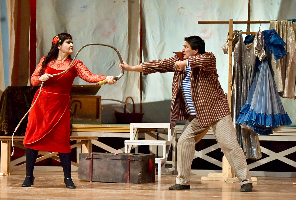 Pagliacci on Ashgabat Stage: An Array of Talents, a Wealth of Impressions   