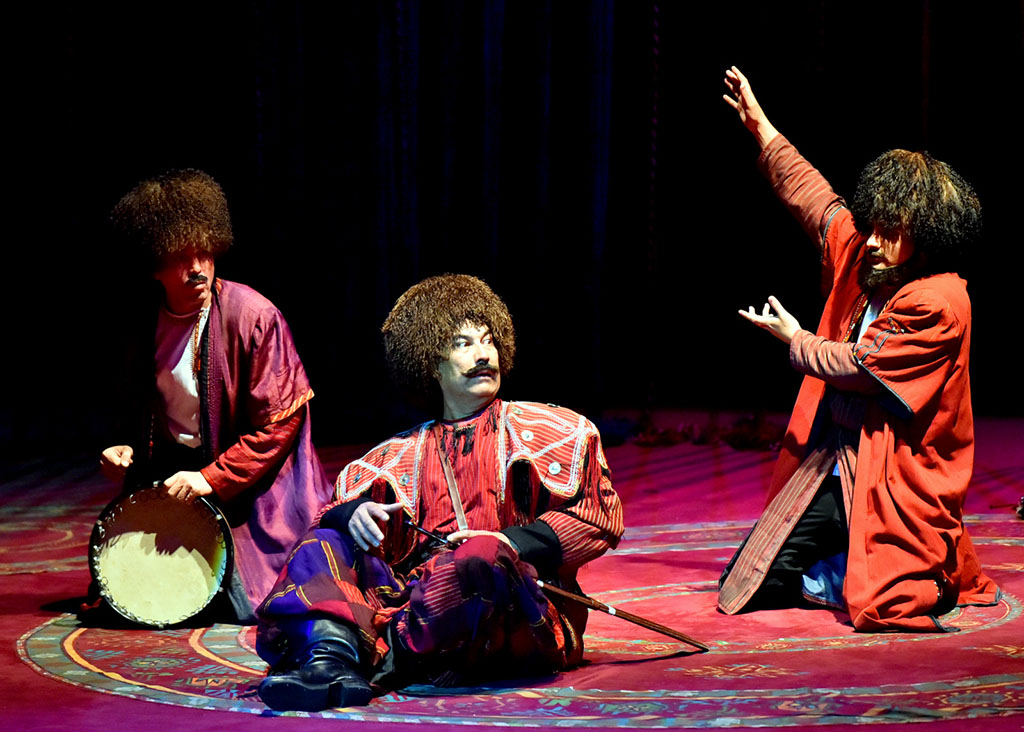 Characters of Turkmen Epic on Stage: A Message Carried Through the Ages 