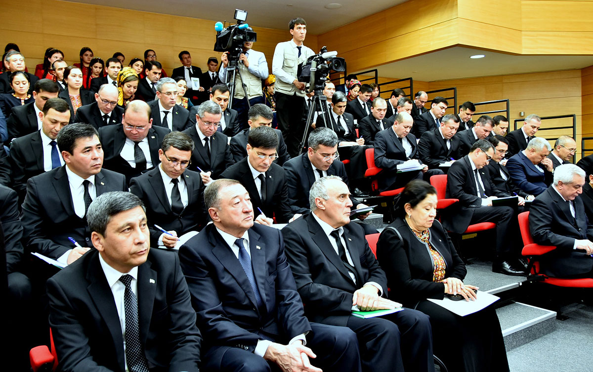 Briefing at the Ministry of Foreign Affairs focuses on the tasks set to Turkmen diplomats 