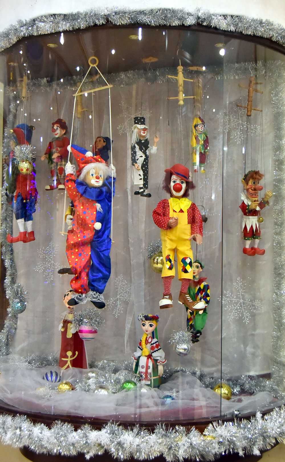 Новогоднее представление кукольного театра: в гостях у Тома и Джерри