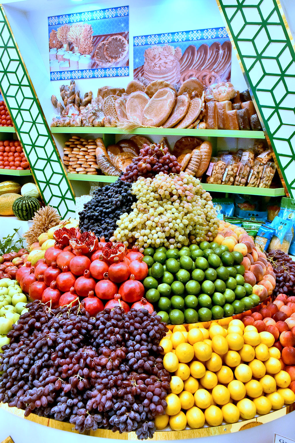 Turkmen business community strengthen positions in production of fruits and vegetables