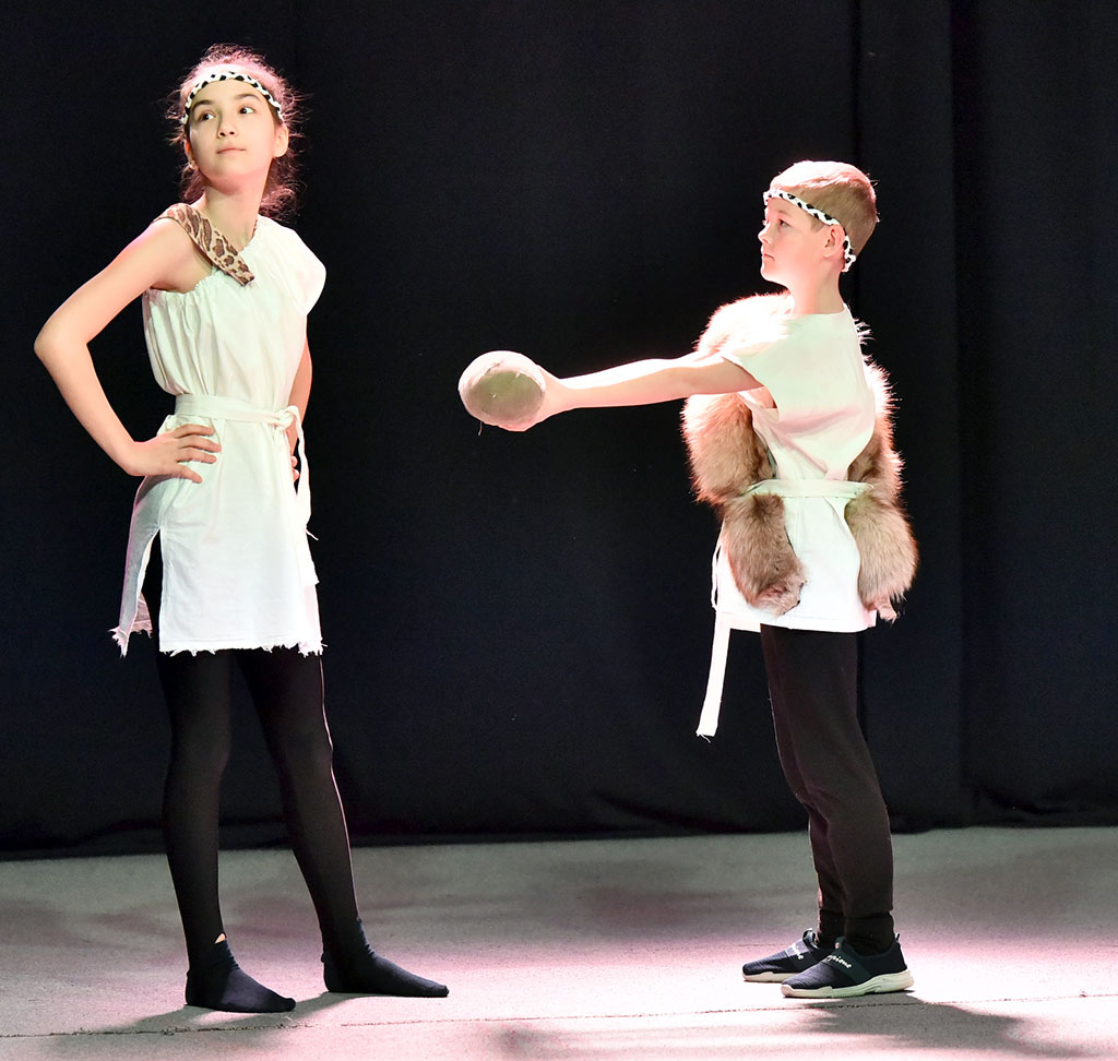 Детская театральная студия представила свою версию сказки Редьярда Киплинга 