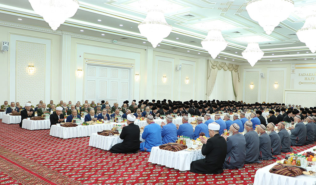 Opening ceremony of the central mosque of Lebap is held with participation of the President of Turkmenistan