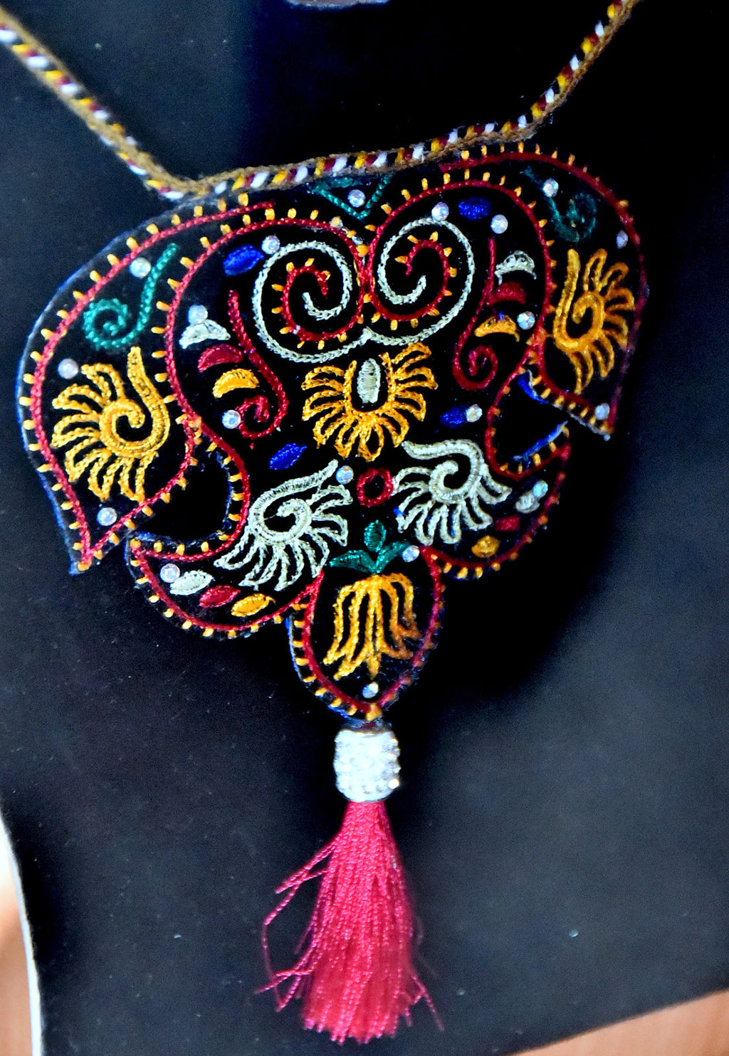 Торгово-развлекательный центр «Багтыярлык» приглашает на праздничный арт-базар 