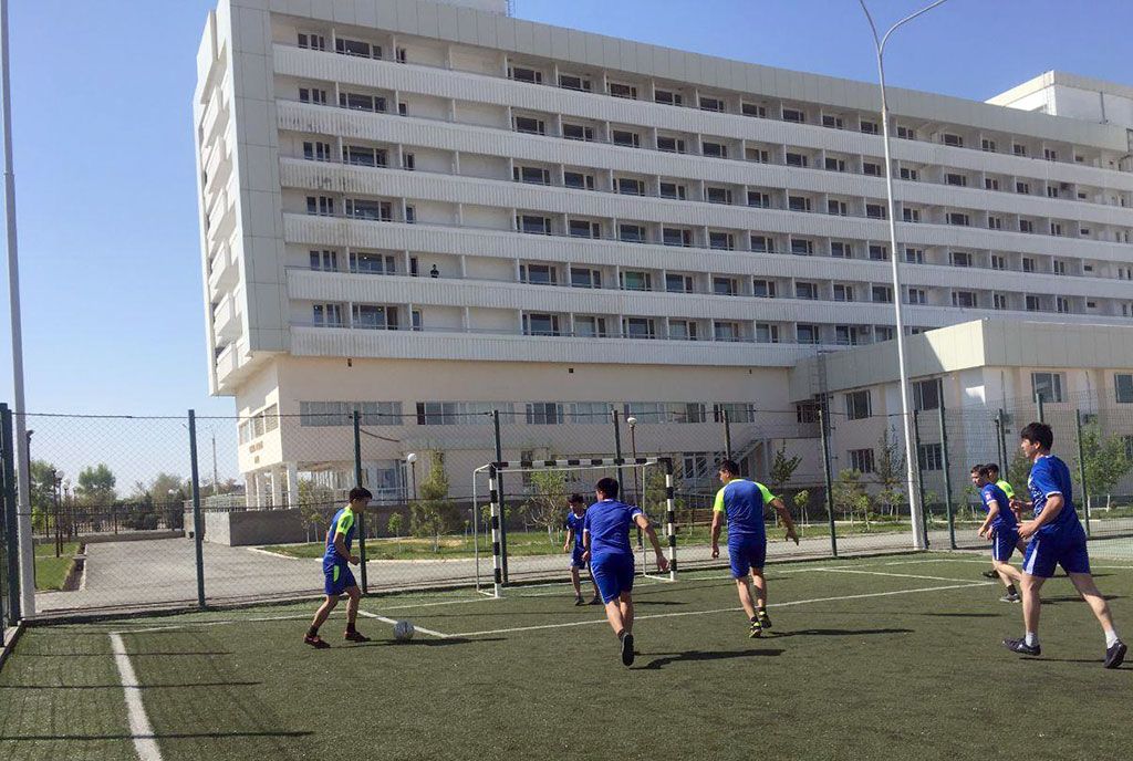 Turkmen students studying in Uzbekistan universities participate in distant sport festival 