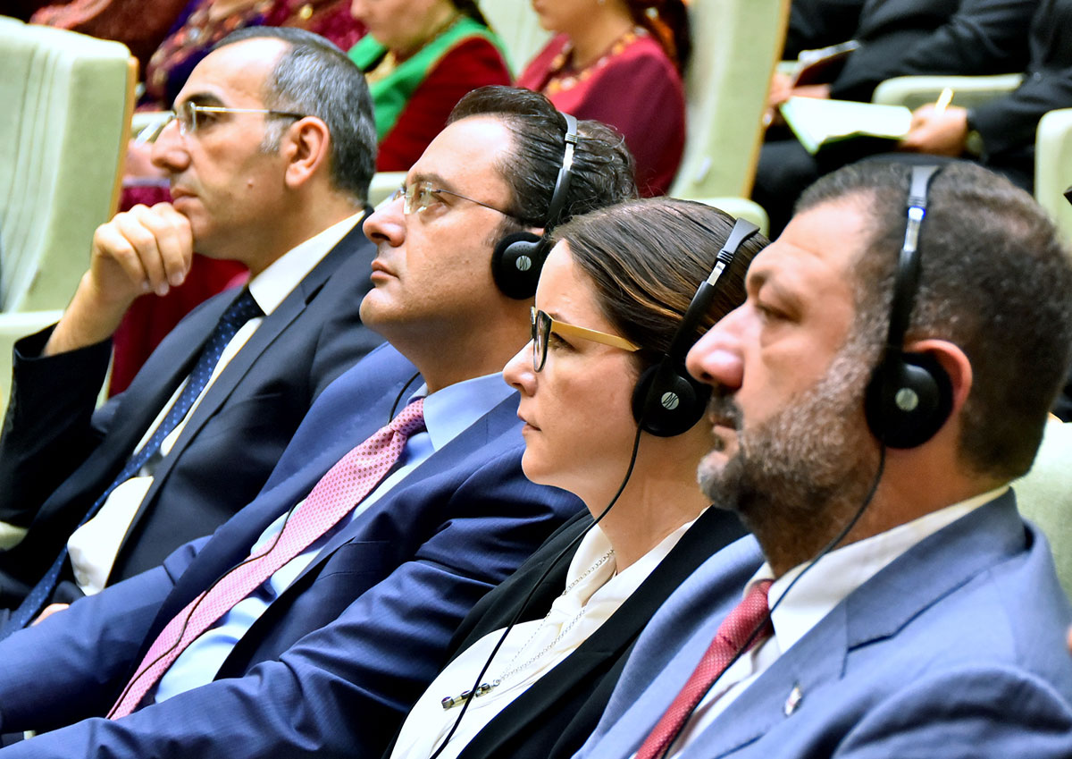 Dedication to the Constitution and National Flag: Ashgabat hosts celebration forum 