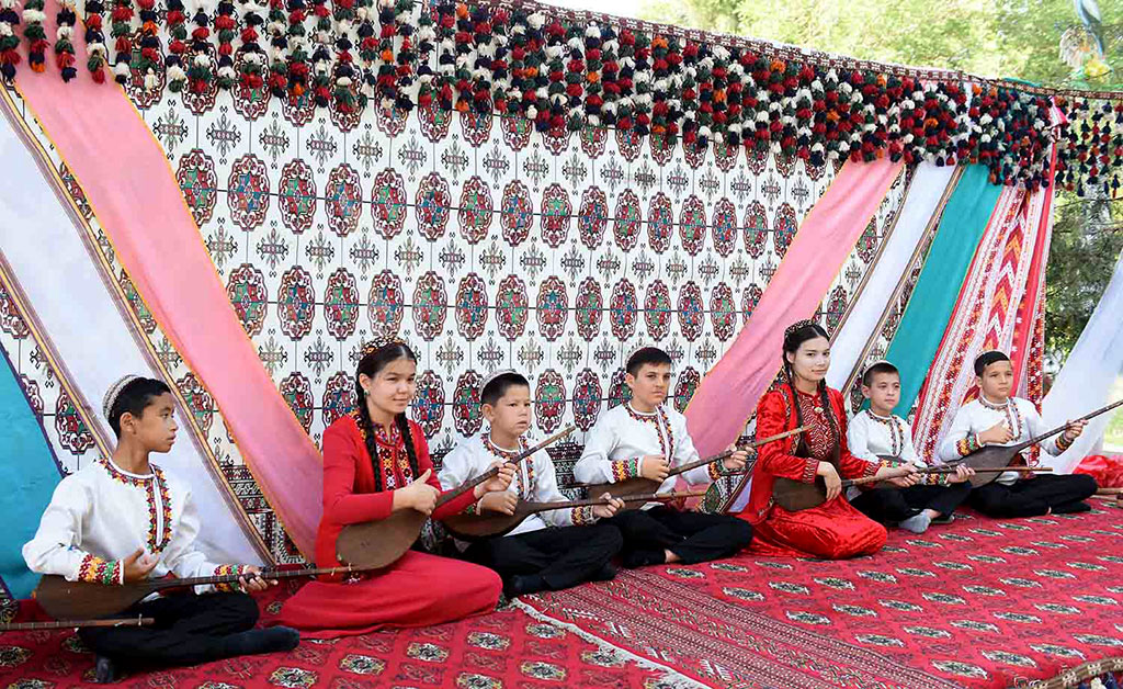 Summer holiday season is opened in children health improving centres of Gyokdere