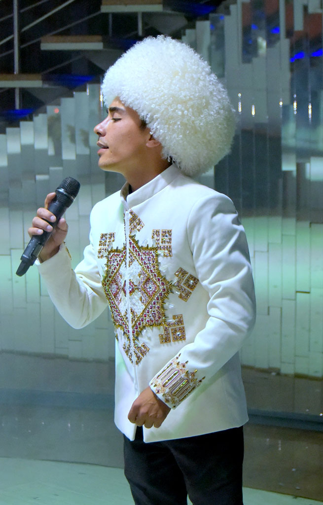 Opa külotlu çorap pornosini almashtirdi Yekaterina porno tomosha