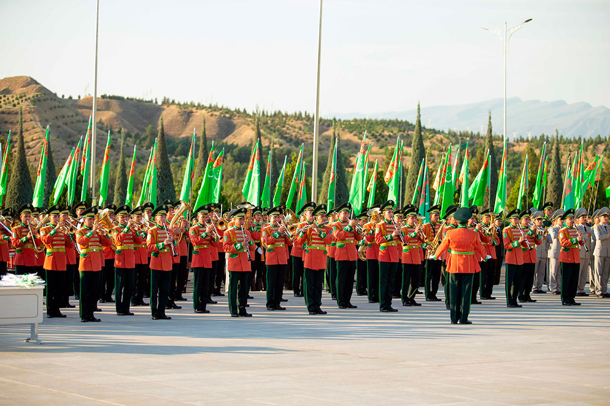 Events on occasion of supplement of the Officer Corp of Turkmenistan are held in the country 