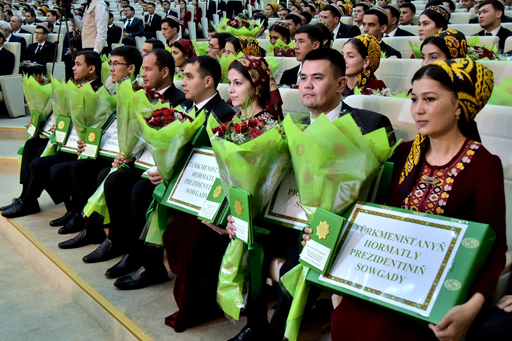 The ceremony of awarding the winners of the young scientists’ contest