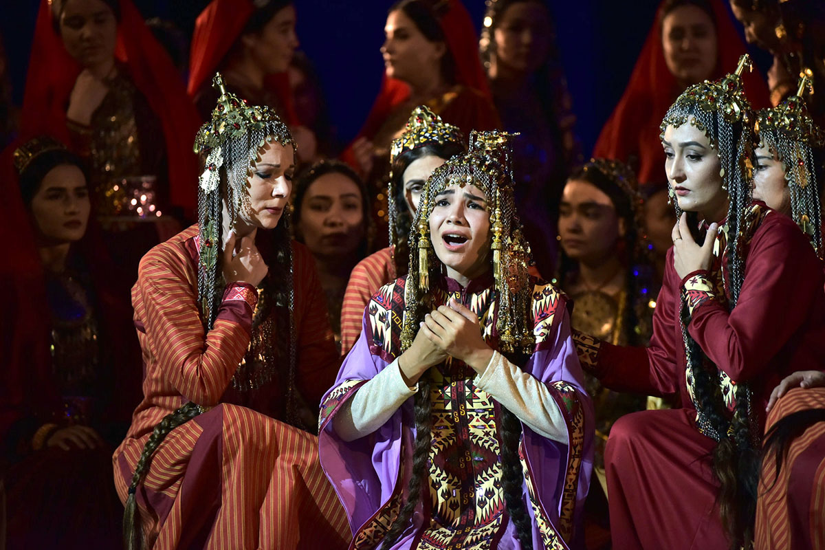 New opera “Nedjep oglan” in Ashgabat 