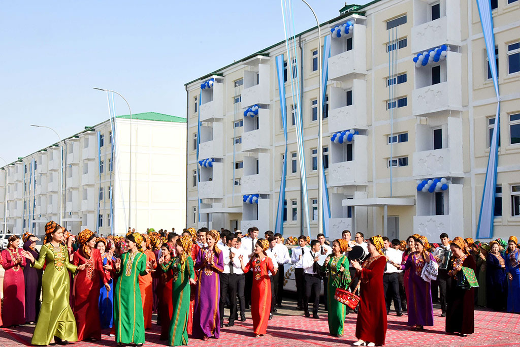 New residential buildings are opened in Ashgabat and Dashoguz
