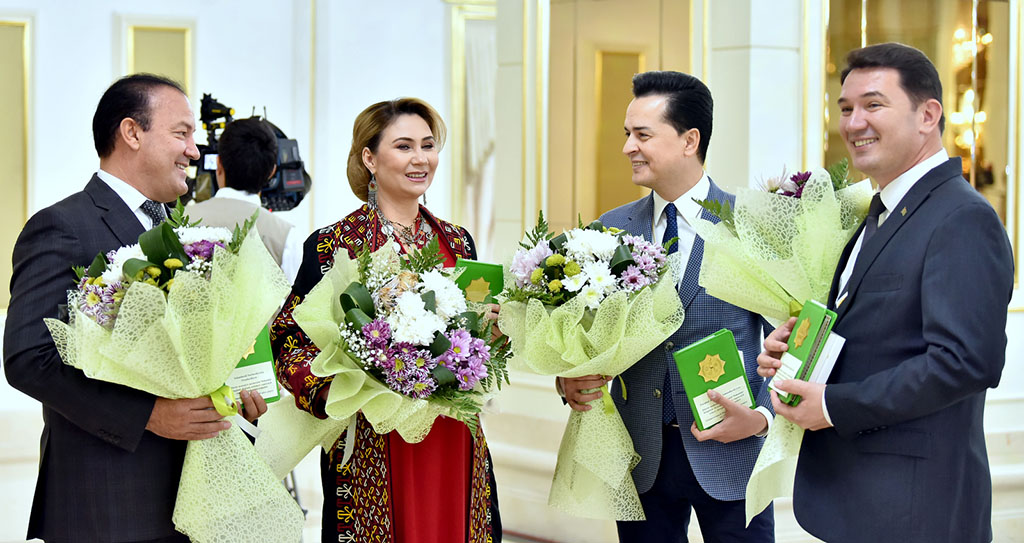 Ashgabat Hosts a Ceremony to Award Titles and Prizes to Cultural and Art Workers, and Media Professionals 