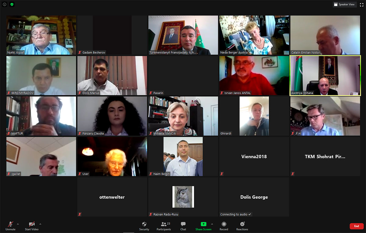 International webinar dedicated to Ahalteke horses