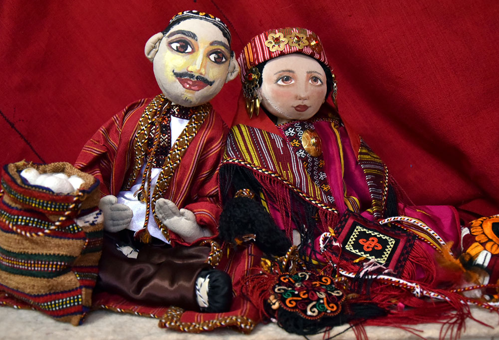 Following a Dream: The Fairytale-like Art of Handmade Crafts 