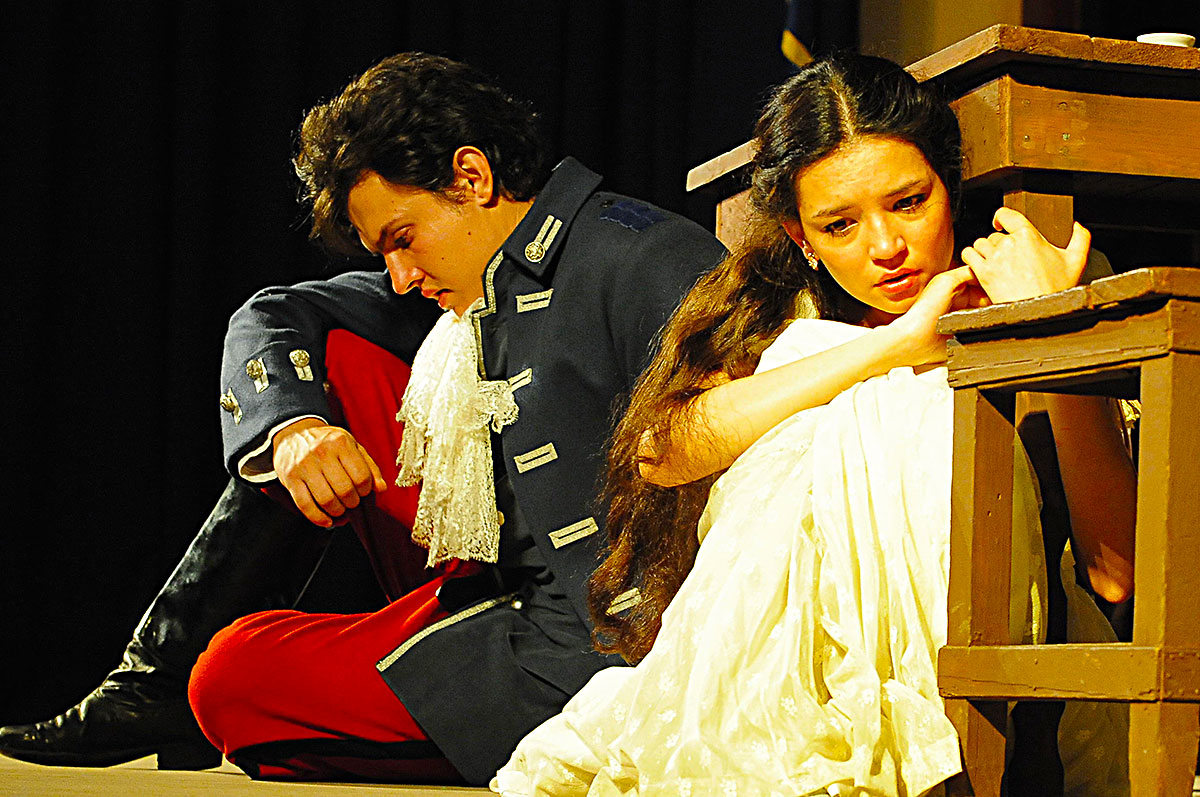 A. S. Puşkin adyndaky teatr hakda monologlar: Aýna Jumaýewa