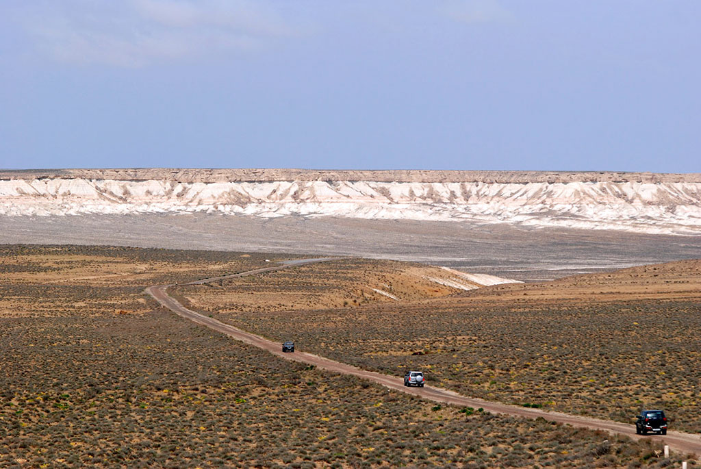 Preserved places of Turkmen nature: from Yaskhan Lake to canyons of Eatstern Carabogaz Region