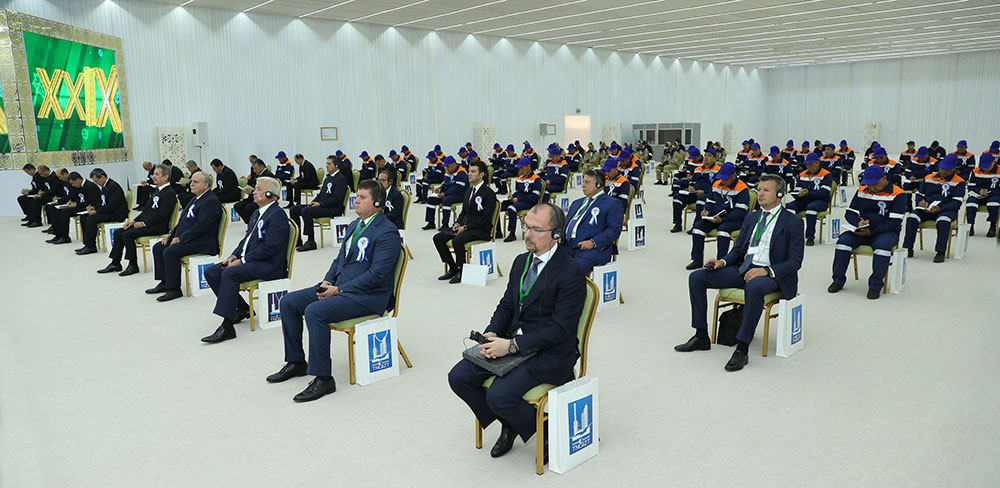 Ground breaking ceremony of new energy facilities is held at Turkmenbashy Refinery Complex