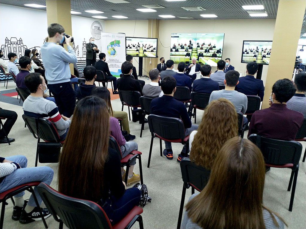 Online lecture in honor of the 25th anniversary of the neutrality of Turkmenistan in Astrakhan 