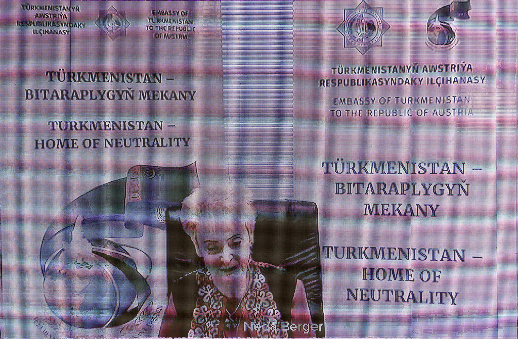 Türkmen paýtagtyndan Dunaýyň kenarlaryna çenli wideoköpri