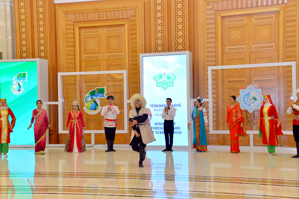 Festivities Ahead of Turkmenistan’s Neutrality Day
