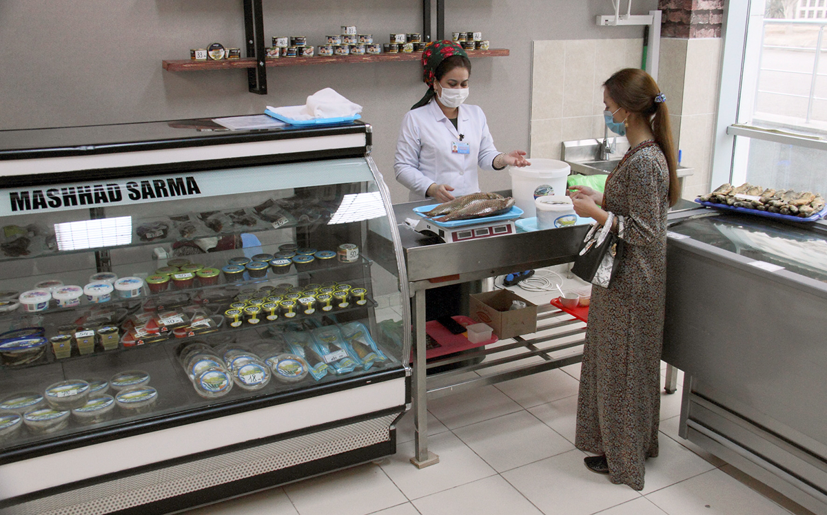 Hazar Külke Invites Customers